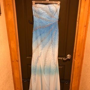 Lovely light blue Ombré, strapless evening gown.